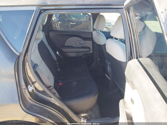 KNDJN2A28F7786485 KIA Soul