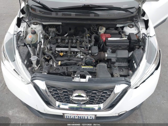 3N1CP5CU2JL536833 Nissan KICKS SV
