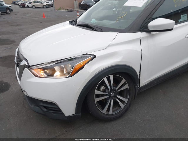 3N1CP5CU2JL536833 Nissan KICKS SV