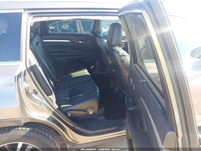 2017 TOYOTA HIGHLANDER 5TDJZRFH1HS387789 Photo 7