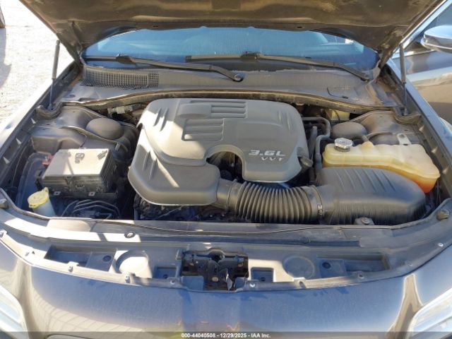 2016 CHRYSLER 300C 2C3CCAEG7GH189854 Photo 9