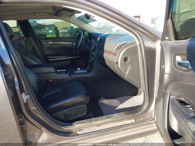 2016 CHRYSLER 300C 2C3CCAEG7GH189854 Photo 4