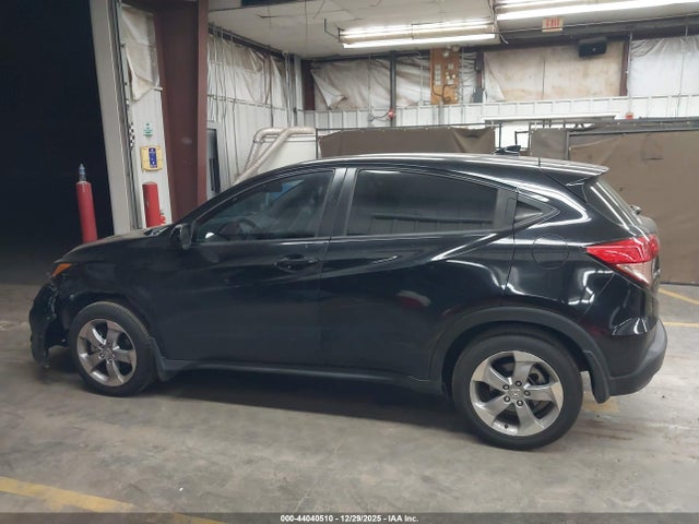 3CZRU5H38NM707899 Honda Hr-v 2wd Lx