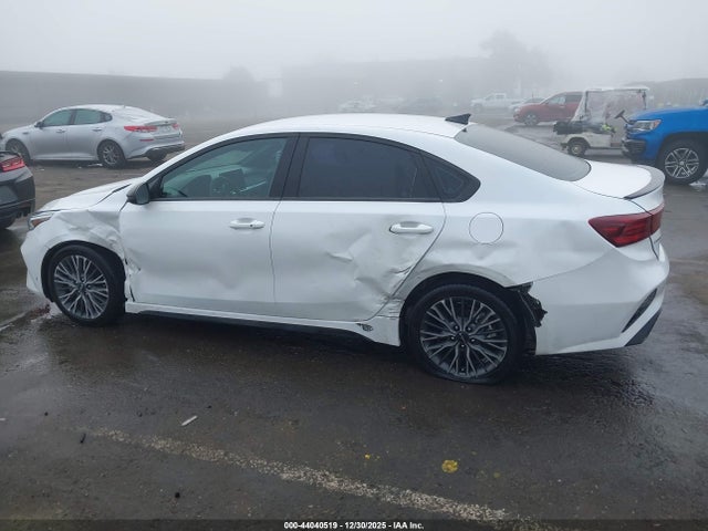 3KPF54AD5RE821958 KIA Forte Gt-line