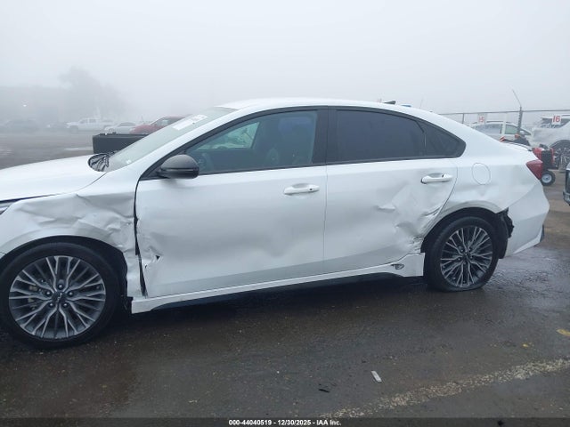 3KPF54AD5RE821958 KIA Forte Gt-line