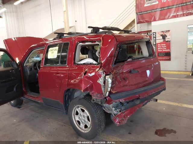 1C4NJRBB6GD668670 Jeep Patriot Sport