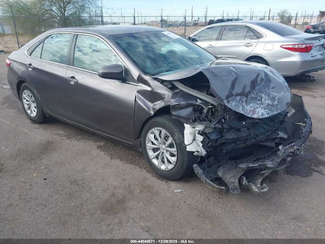 Toyota CAMRY LE 2015 4T1BF1FK9FU924391 головне зображення