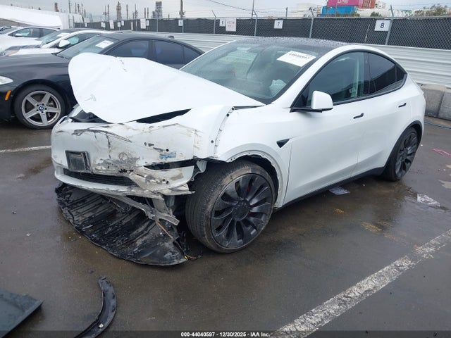 2021 TESLA MODEL Y 5YJYGDEF1MF072299 Photo 1