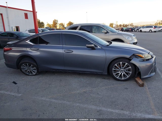 44040607 :رقم المزاد ، JTHBZ1B18K2001347 vin ، 2019 Lexus Es 350 مزاد بيع