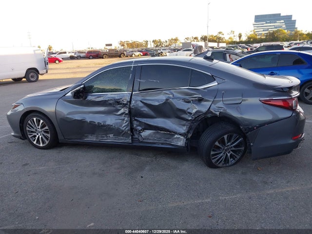 44040607 :رقم المزاد ، JTHBZ1B18K2001347 vin ، 2019 Lexus Es 350 مزاد بيع