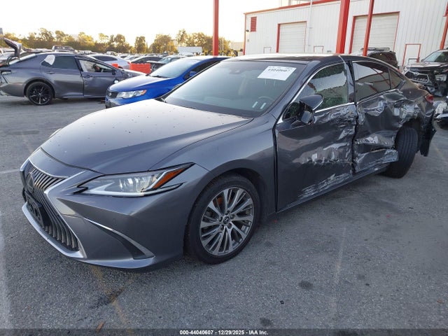 44040607 :رقم المزاد ، JTHBZ1B18K2001347 vin ، 2019 Lexus Es 350 مزاد بيع