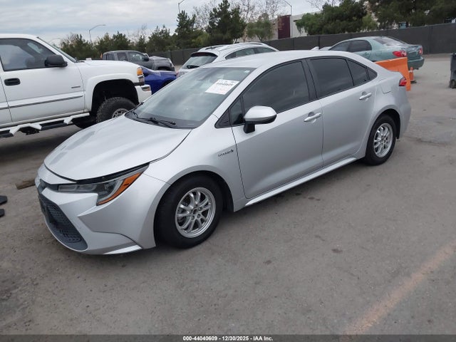 Toyota Corolla Hybrid Le 2020 JTDEBRBE9LJ003409 Image 2