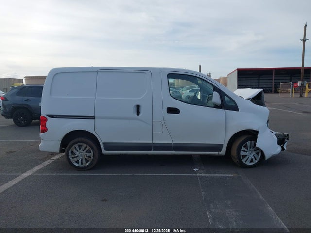 3N6CM0KN7HK695556 Nissan NV200 SV
