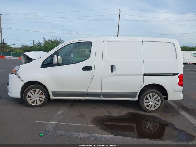 3N6CM0KN7HK695556 Nissan NV200 SV