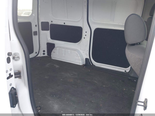 3N6CM0KN7HK695556 Nissan NV200 SV