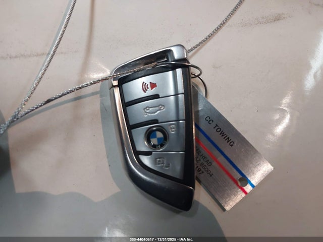 2020 BMW X5 5UXCR6C01LLL76581 Photo 10