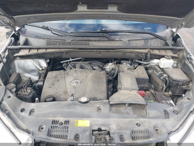 5TDZZRFH3KS297215 Toyota Highlander Le