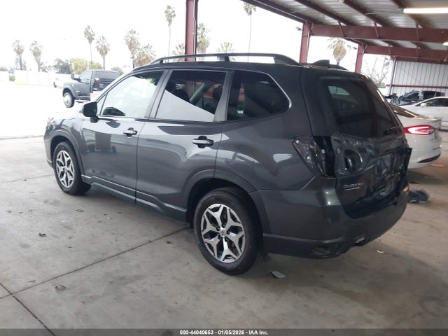 Subaru Forester Premium 2020 JF2SKAJC0LH487449 Image 3
