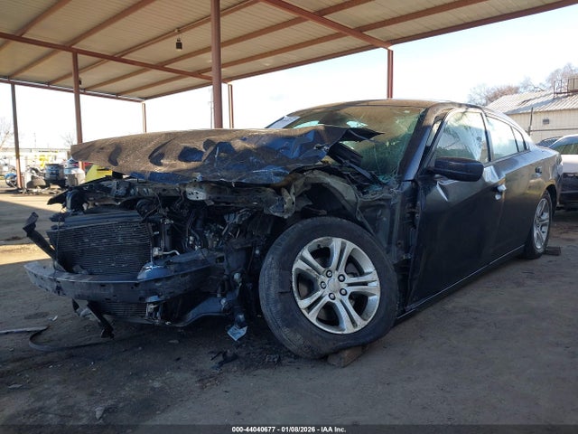 2C3CDXBG6KH664245 Dodge Charger Sxt Rwd