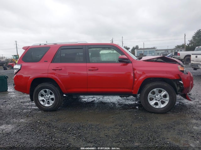 JTEBU5JR9H5480217 Toyota 4RUNNER SR5