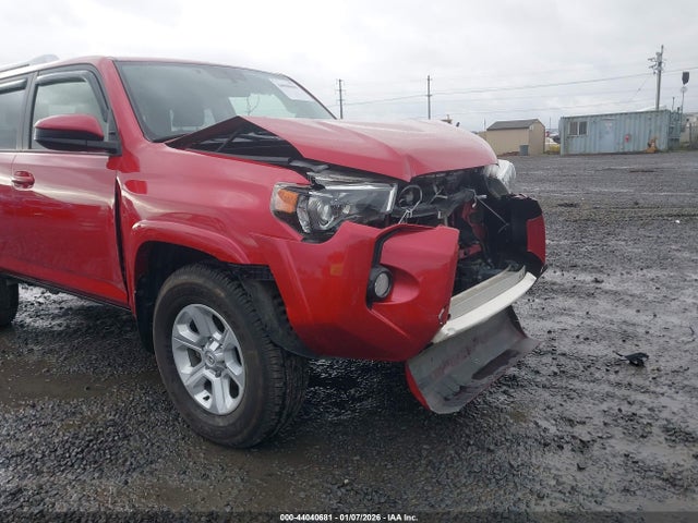 JTEBU5JR9H5480217 Toyota 4RUNNER SR5