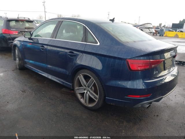 2019 AUDI A3 WAUJEGFF1K1017782 Photo 2