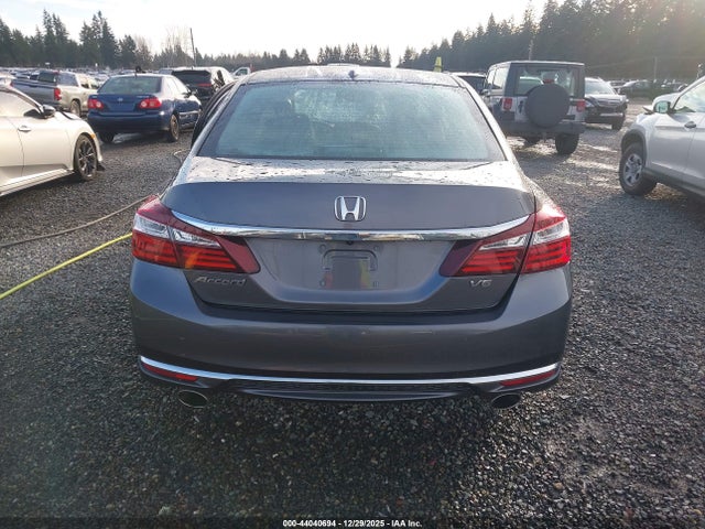 1HGCR3F88HA008629 Honda Accord Ex-l V6
