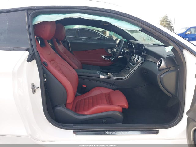 W1KWJ8DB1MG059675 Mercedes-Benz C 300 Coupe