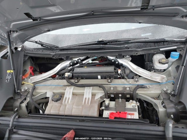 44040721 :رقم المزاد ، 5YJSA1E26JF268785 vin ، 2018 Tesla Model S 100d/75d/p100d مزاد بيع