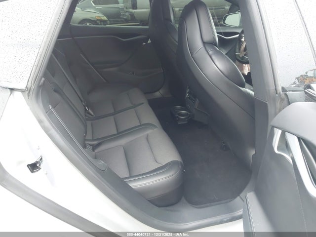 44040721 :رقم المزاد ، 5YJSA1E26JF268785 vin ، 2018 Tesla Model S 100d/75d/p100d مزاد بيع