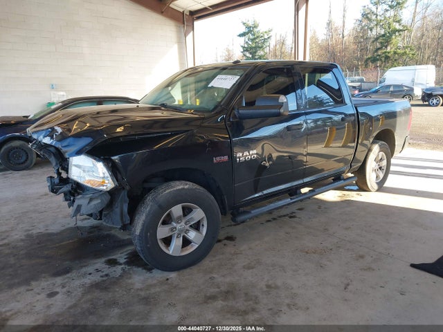 3C6RR7KT9HG788496 RAM 1500 Express 4x4 5&#039;7 Box