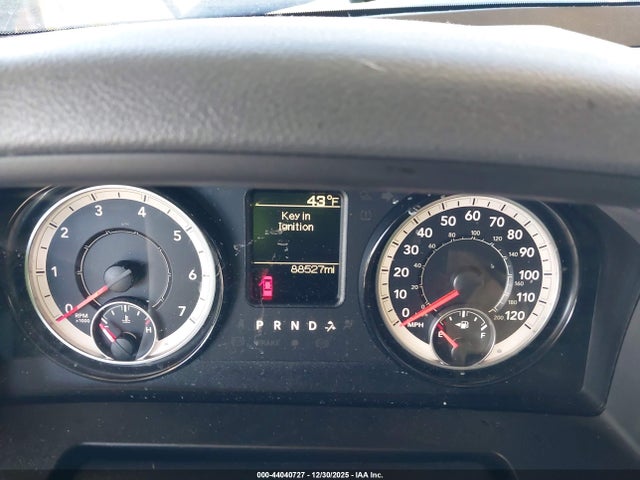 3C6RR7KT9HG788496 RAM 1500 Express 4x4 5&#039;7 Box