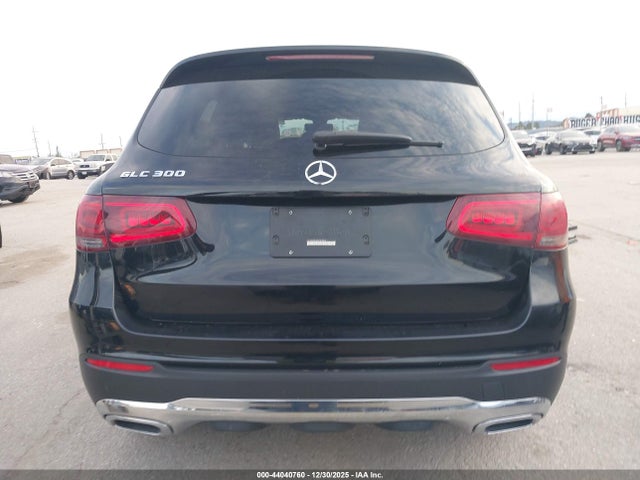 W1N0G8DB8LF858820 Mercedes-Benz GLC 300