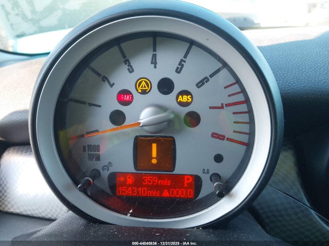 2009 MINI COOPER S CLUBMAN WMWMM33589TP92079 Photo 6