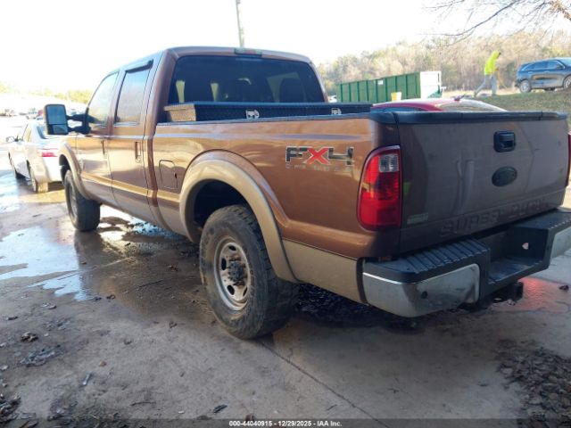 2011 FORD F-250 1FT7W2BT5BEA72821 Photo 2