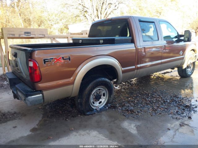 2011 FORD F-250 1FT7W2BT5BEA72821 Photo 3