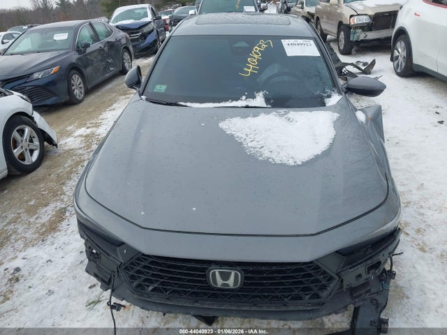 44040923 :رقم المزاد ، 1HGCY2F83RA055324 vin ، 2024 Honda Accord Hybrid Touring مزاد بيع