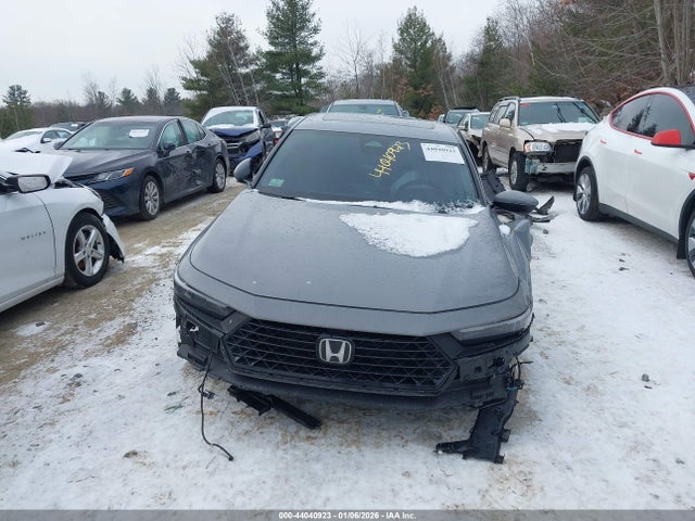 44040923 :رقم المزاد ، 1HGCY2F83RA055324 vin ، 2024 Honda Accord Hybrid Touring مزاد بيع