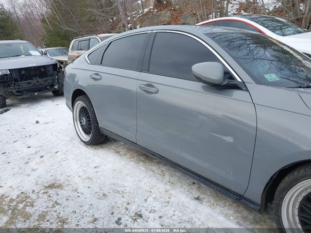 44040923 :رقم المزاد ، 1HGCY2F83RA055324 vin ، 2024 Honda Accord Hybrid Touring مزاد بيع
