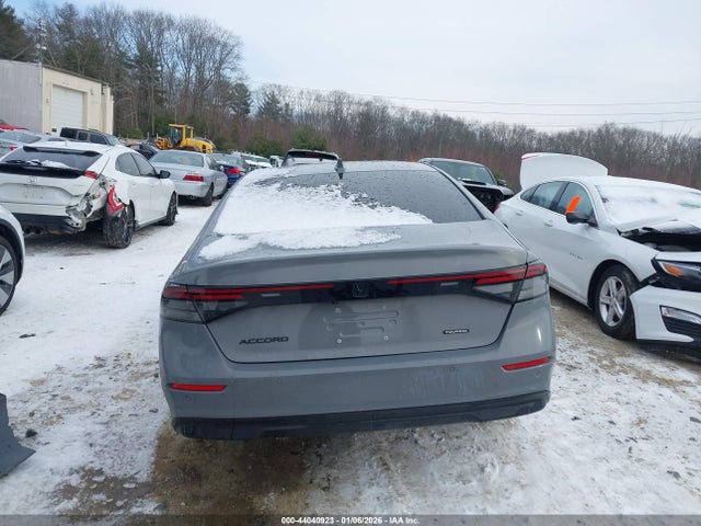 44040923 :رقم المزاد ، 1HGCY2F83RA055324 vin ، 2024 Honda Accord Hybrid Touring مزاد بيع