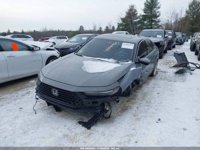 44040923 :رقم المزاد ، 1HGCY2F83RA055324 vin ، 2024 Honda Accord Hybrid Touring مزاد بيع