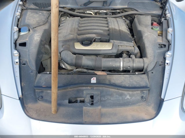 2011 PORSCHE CAYENNE WP1AA2A25BLA02582 Photo 9