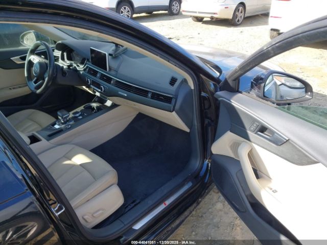 2017 AUDI A4 WAUENAF46HN067687 Photo 4