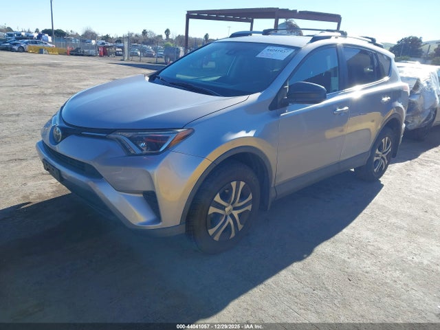 2T3ZFREV7HW362297 Toyota RAV4 LE