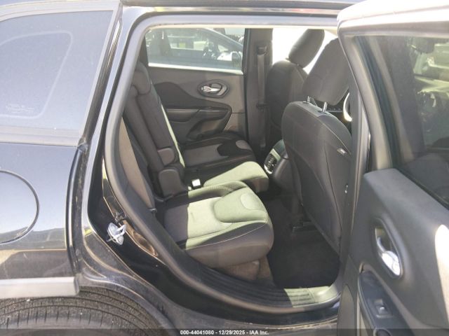 2016 JEEP CHEROKEE 1C4PJLAB6GW282164 Photo 7