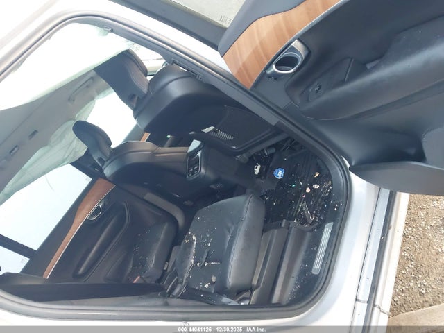 YV40621NXP1902922 Volvo Xc90 B6 Plus 6-seater