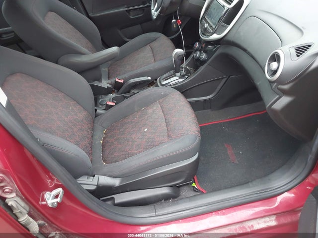 1G1JD5SH4H4137352 Chevrolet Sonic Lt Auto