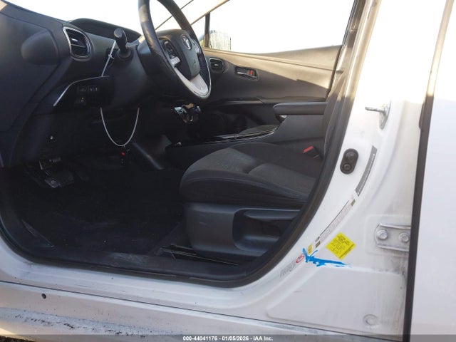 JTDKARFU0J3060235 Toyota Prius Three