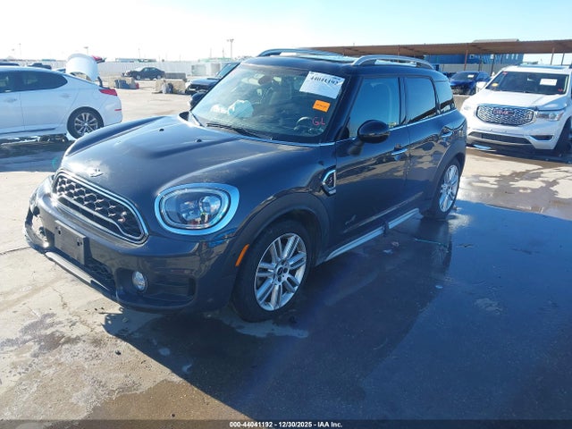 2018 MINI COUNTRYMAN WMZYT5C32J3E62351 Photo 1