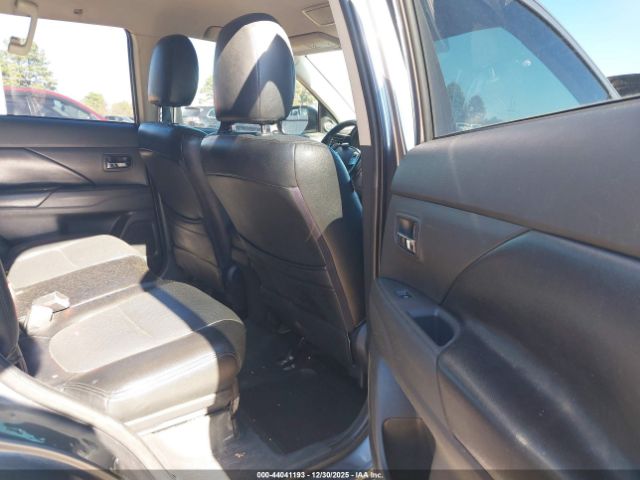 2016 MITSUBISHI OUTLANDER JA4AD3A34GZ013286 Photo 7